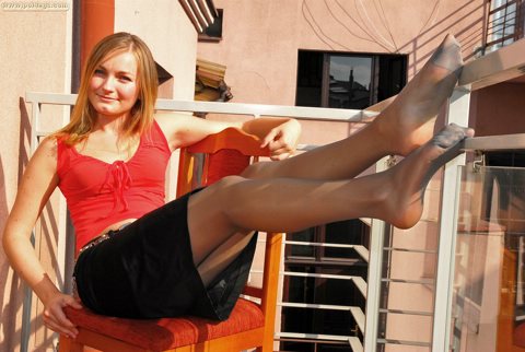 pol-legs-jagoda036.jpg